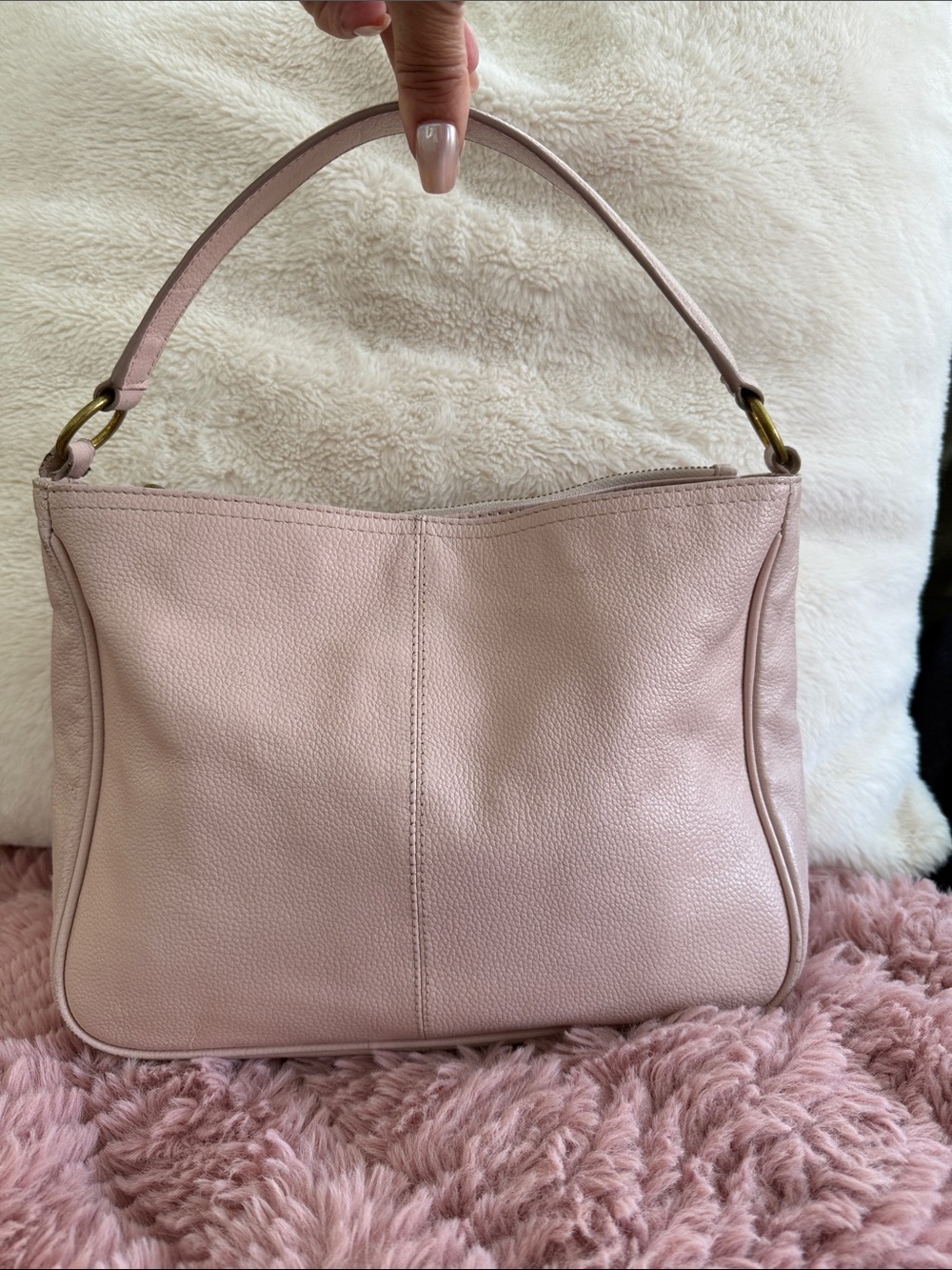 LUCKY BRAND PALE PINK HOBO PURSE - Picture 3 of 13